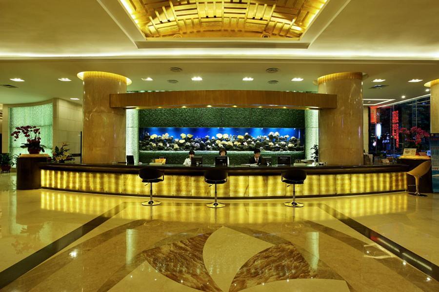 Shenzhen Luohu Hongfeng Hotel Buitenkant foto