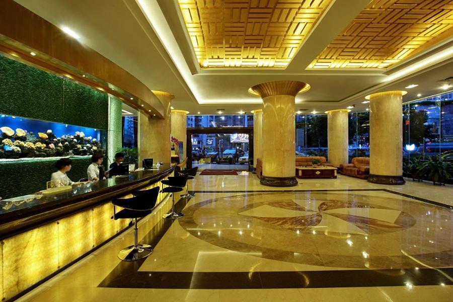 Shenzhen Luohu Hongfeng Hotel Buitenkant foto